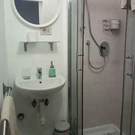 Apartment Little House Amedeo Turin